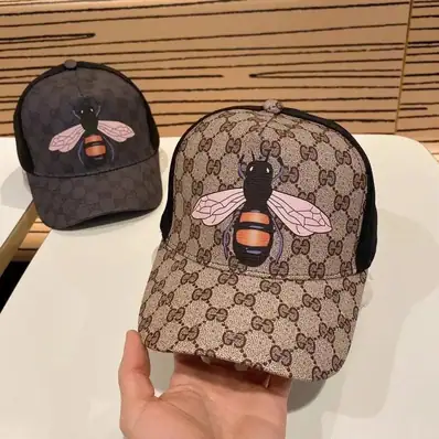 Gucci GG Supreme Bee Cap — cap, real photo