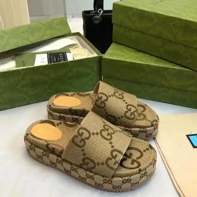 Gucci Slides — slides, real photo