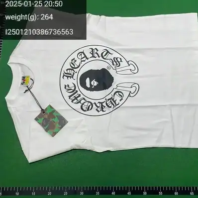 BAPE T-SHIRT — T-shirt, real photo